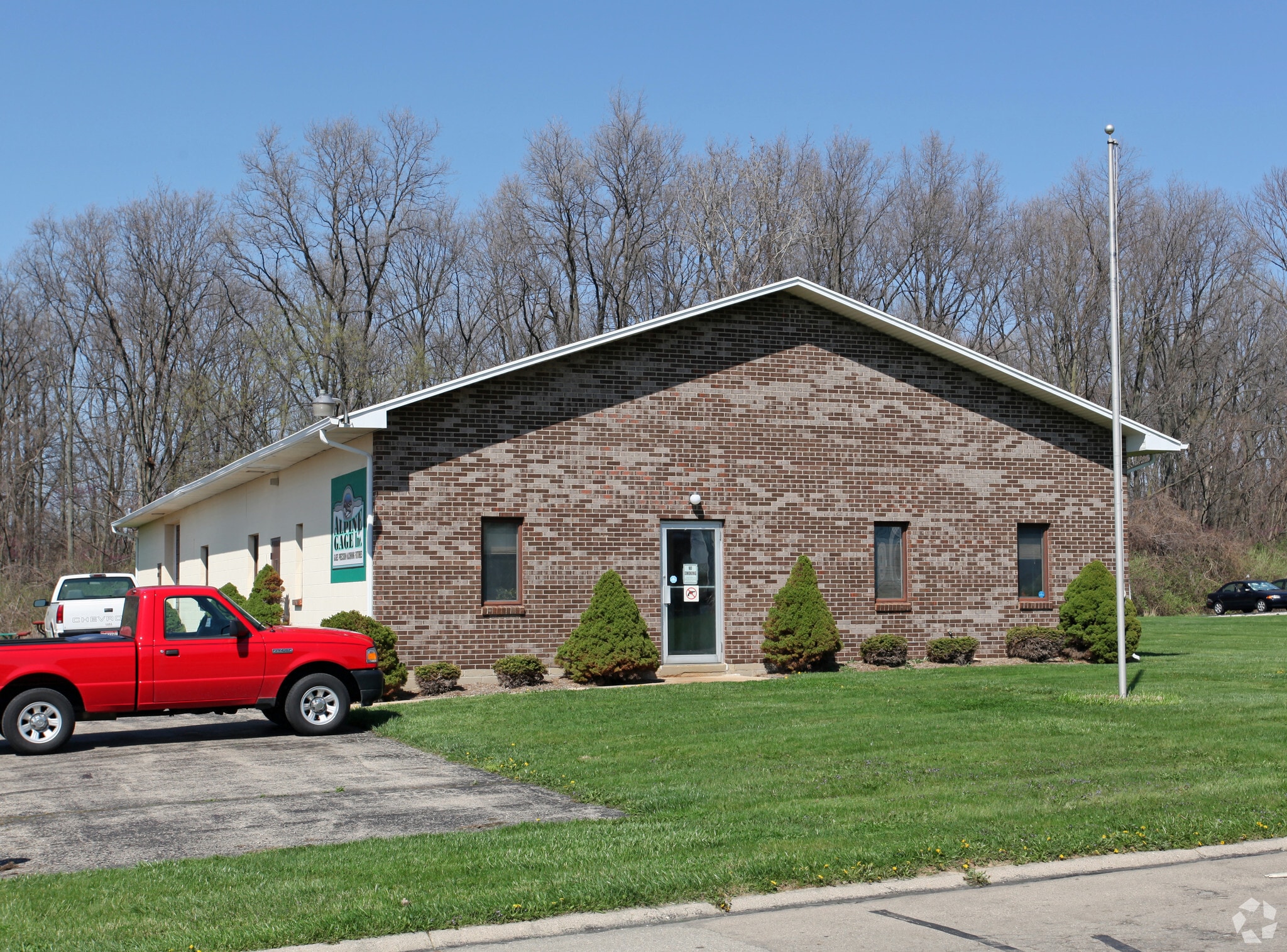 4325 Lisa Dr, Tipp City, OH à vendre Photo principale– Image 1 sur 8