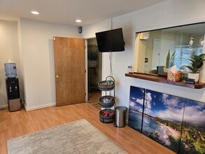 1827 Wells St, Wailuku, HI à louer Photo de l’immeuble– Image 2 sur 13