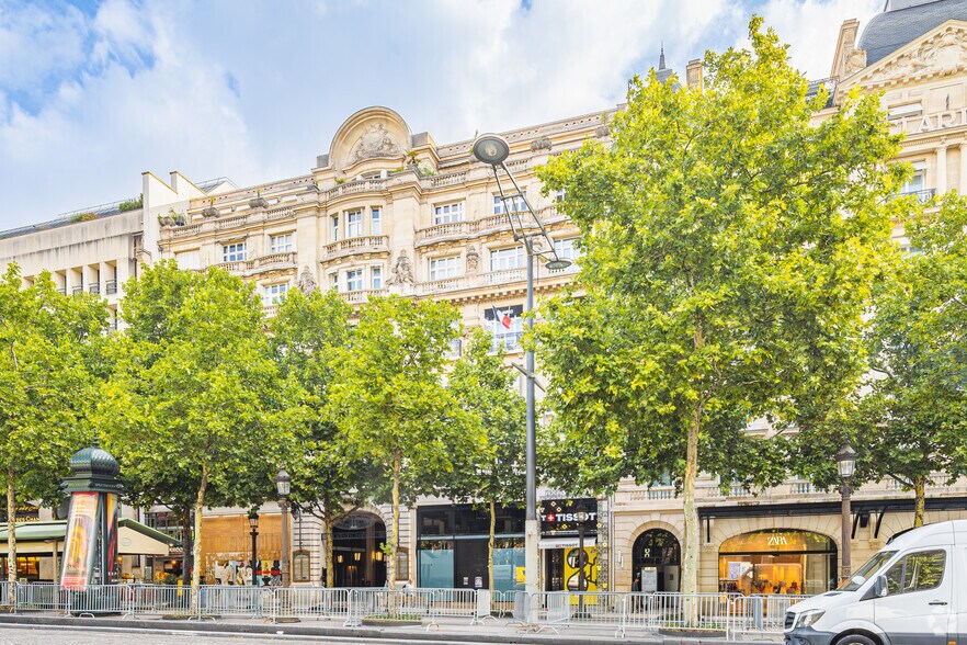 76-78 Avenue Des Champs Elysées, Paris à vendre - Photo de l’immeuble – Image 2 sur 14
