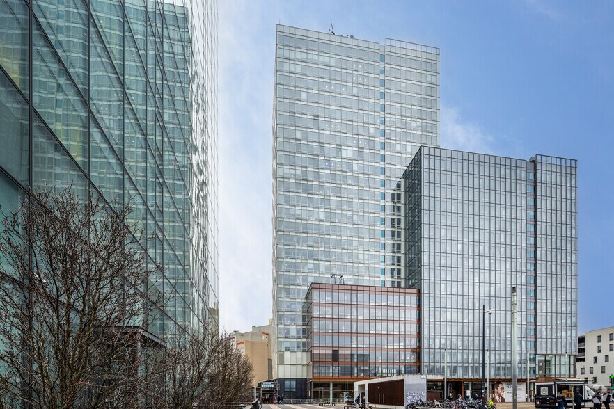 Bureau dans Montreuil à louer - Photo de l’immeuble – Image 3 sur 4