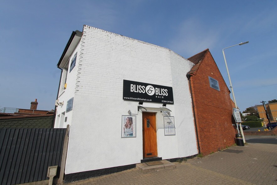 114 Hagley Rd, Stourbridge à louer - Photo de l’immeuble – Image 2 sur 15