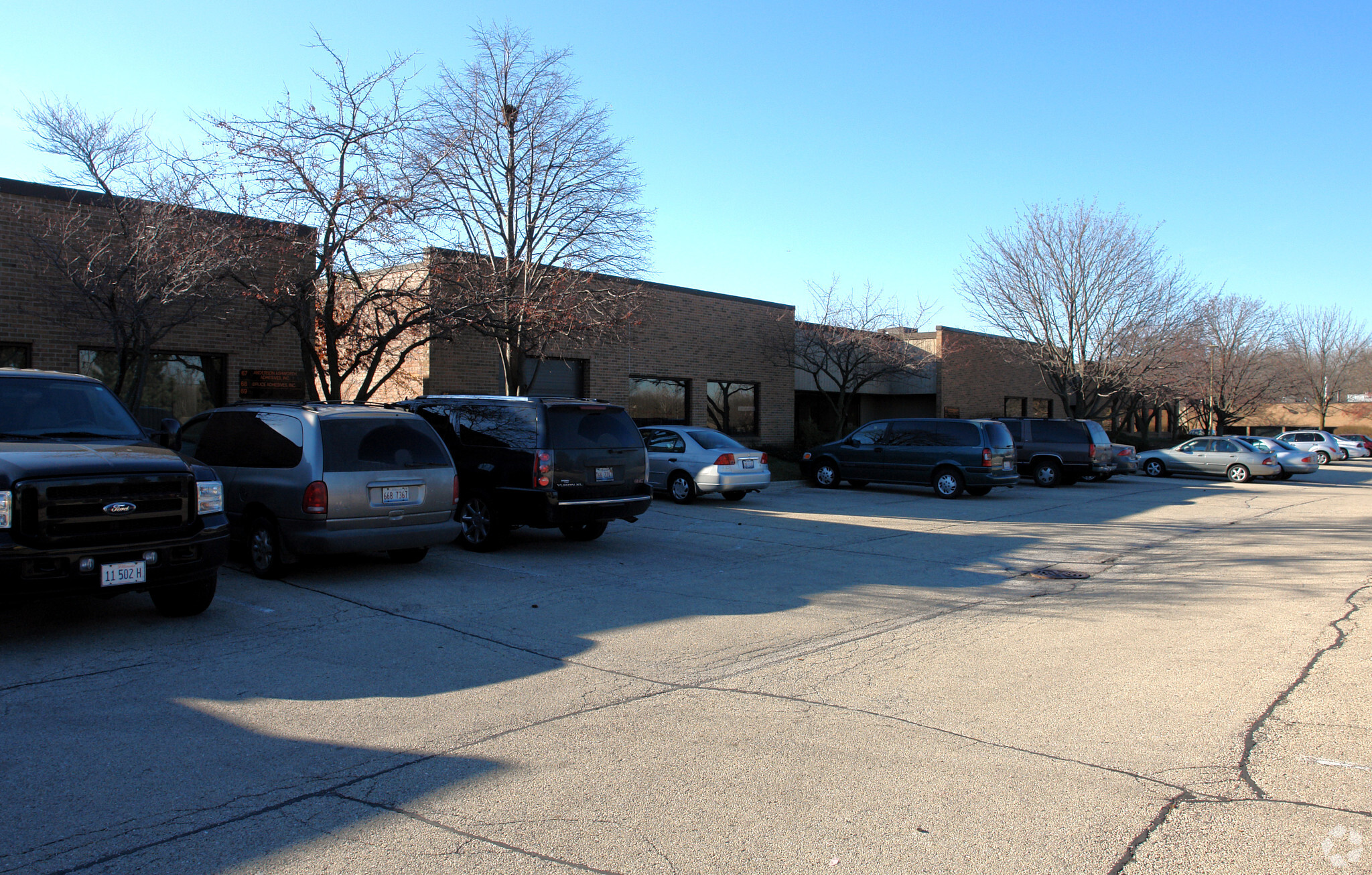 245 W Roosevelt Rd, West Chicago, IL à louer Photo principale– Image 1 sur 4
