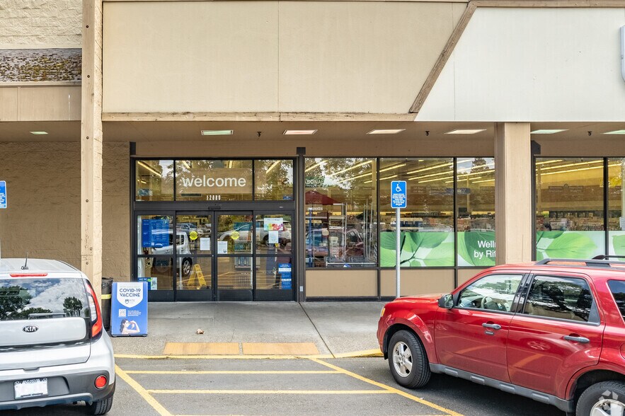 12020-12084 SW Main St, Tigard, OR à louer - Photo de l’immeuble – Image 2 sur 5