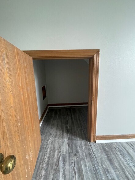 1602-1616 Belvo Rd, Miamisburg, OH à vendre - Photo de l’immeuble – Image 3 sur 8