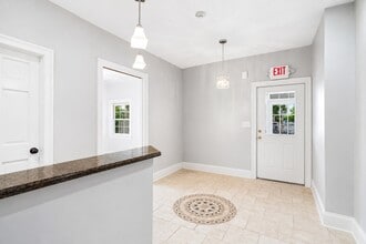 741 W Nyack Rd, West Nyack, NY à louer Photo intérieure– Image 2 sur 9