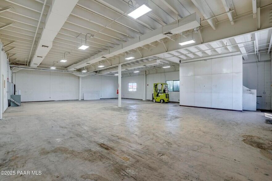 430 N Mount Vernon Ave, Prescott, AZ à louer - Photo de l’immeuble – Image 3 sur 5