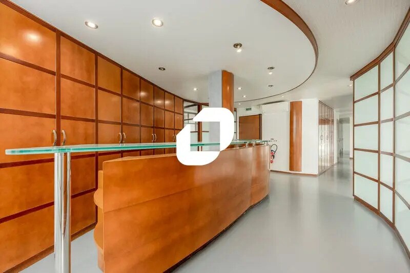 Avenue Du Manet, Montigny-le-Bretonneux à louer - Hall d’entrée – Image 2 sur 12