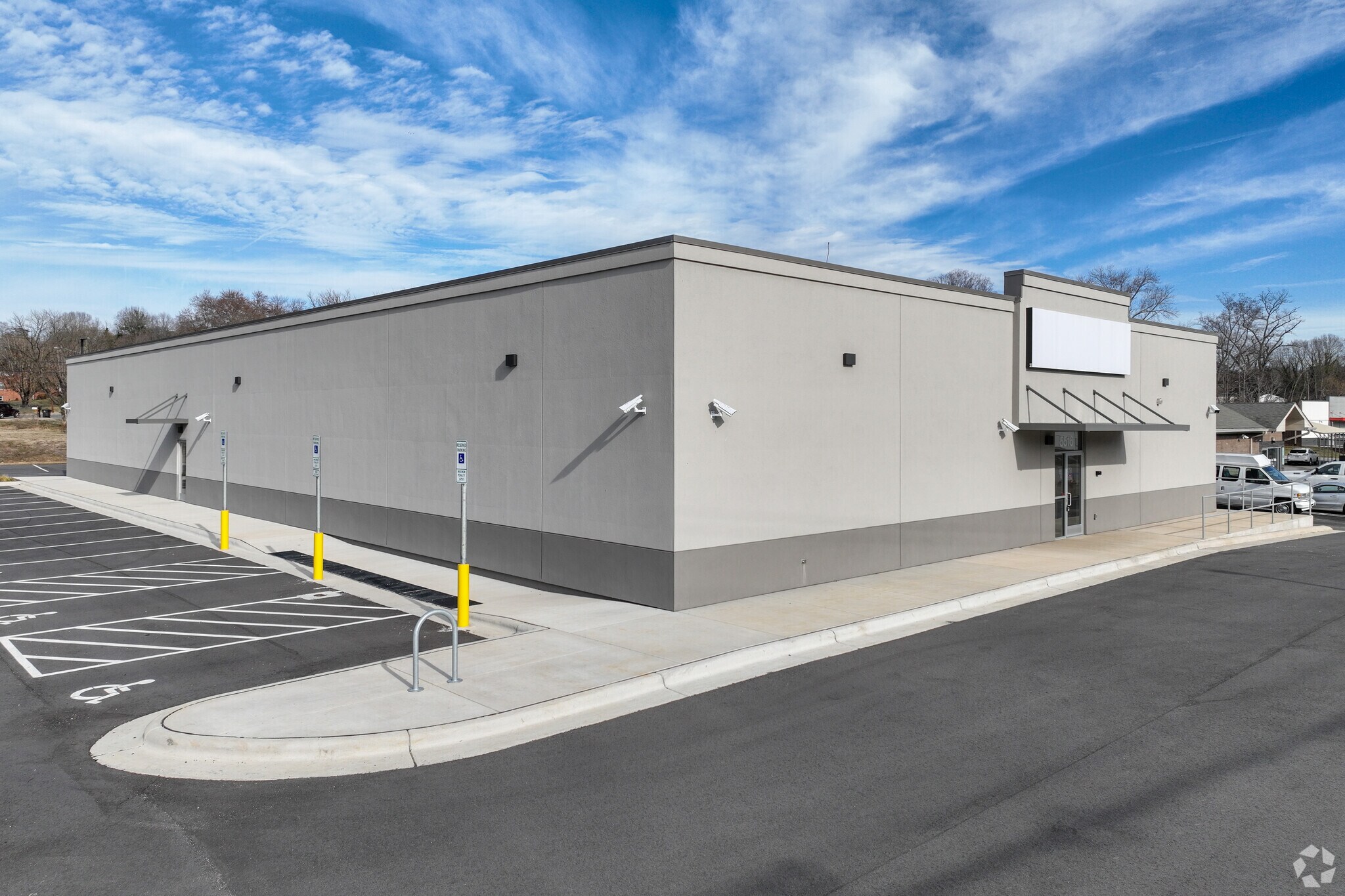 5516 Winona St, Winston-Salem, NC à vendre Photo principale– Image 1 sur 10