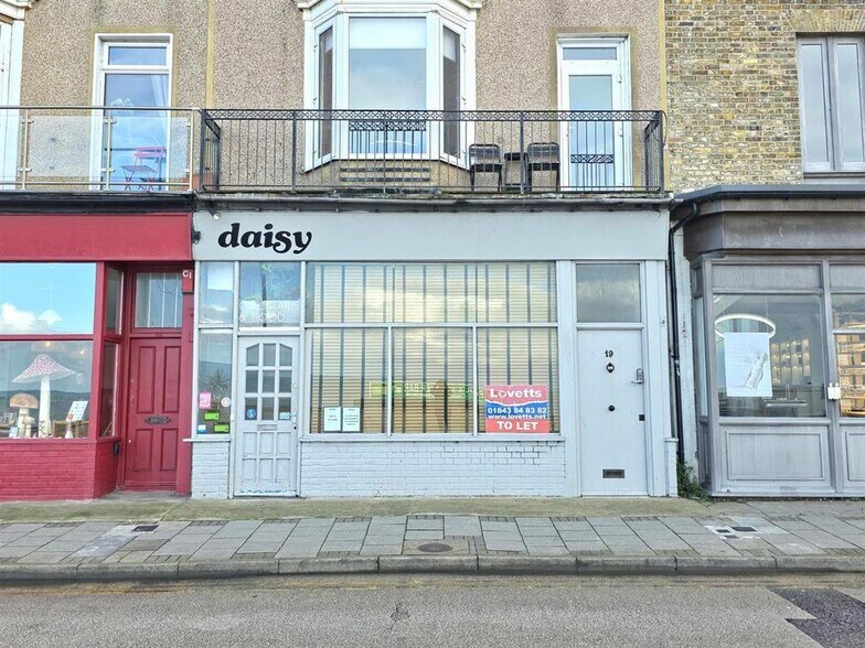 19 Cliff Ter, Margate à louer - Photo de l’immeuble – Image 3 sur 17