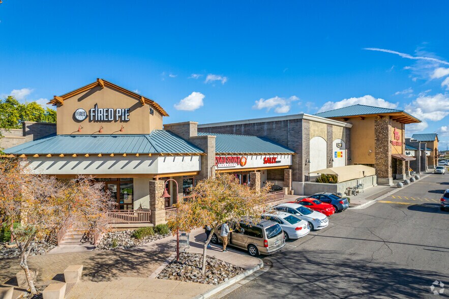 2320 E Baseline Rd, Phoenix, AZ à louer - Photo de l’immeuble – Image 2 sur 5