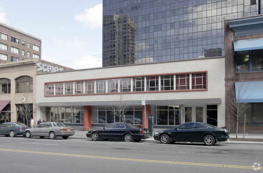 2124-2128 3rd Ave, Seattle, WA à louer - Photo principale – Image 1 sur 3