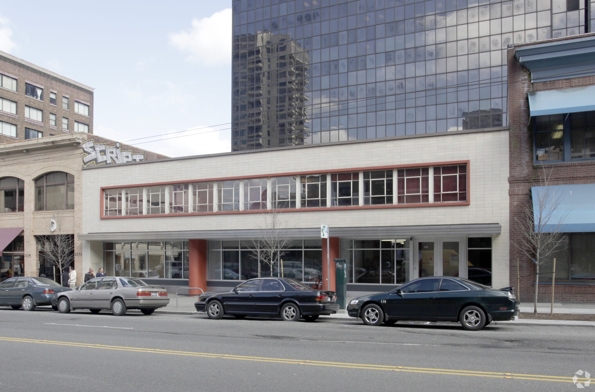 2124-2128 3rd Ave, Seattle, WA à louer Photo principale– Image 1 sur 4