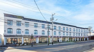 Plus de détails pour 102 W Main St, Smithtown, NY - Bureau/Local commercial à louer