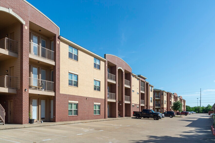 1915 Dartmouth St, College Station, TX à vendre - Photo de l’immeuble – Image 3 sur 10