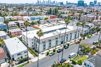 Plus de détails pour 130 N Alexandria Ave, Los Angeles, CA - Logement à vendre