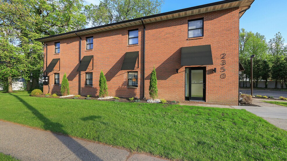 2350 South Ave, Scotch Plains, NJ à louer - Photo de l’immeuble – Image 2 sur 5