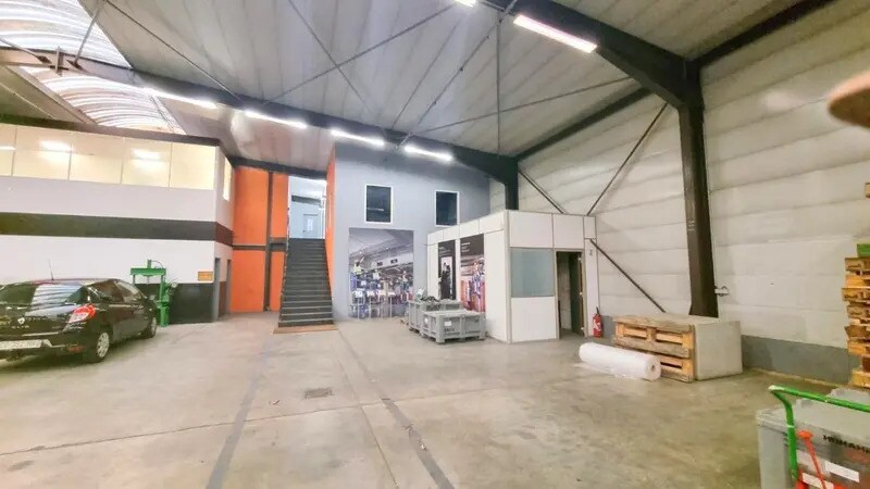 Local d'activités dans Achères à vendre - Photo intérieure – Image 2 sur 28