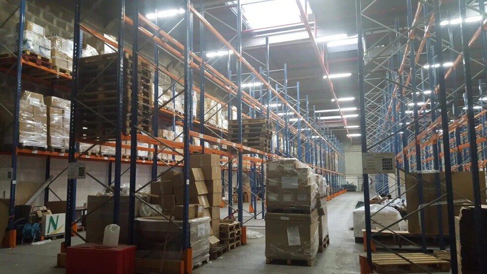 Industriel/Logistique dans Herblay-sur-Seine à louer - Photo de l’immeuble – Image 3 sur 5