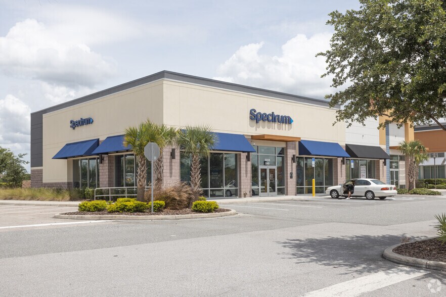 5901 Hazeltine National Dr, Orlando, FL à louer - Photo principale – Image 2 sur 5