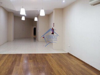 Plus de détails pour Local commercial à vendre