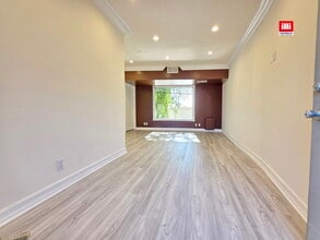 13437-13447 Ventura Blvd, Sherman Oaks, CA à louer Photo intérieure– Image 1 sur 1