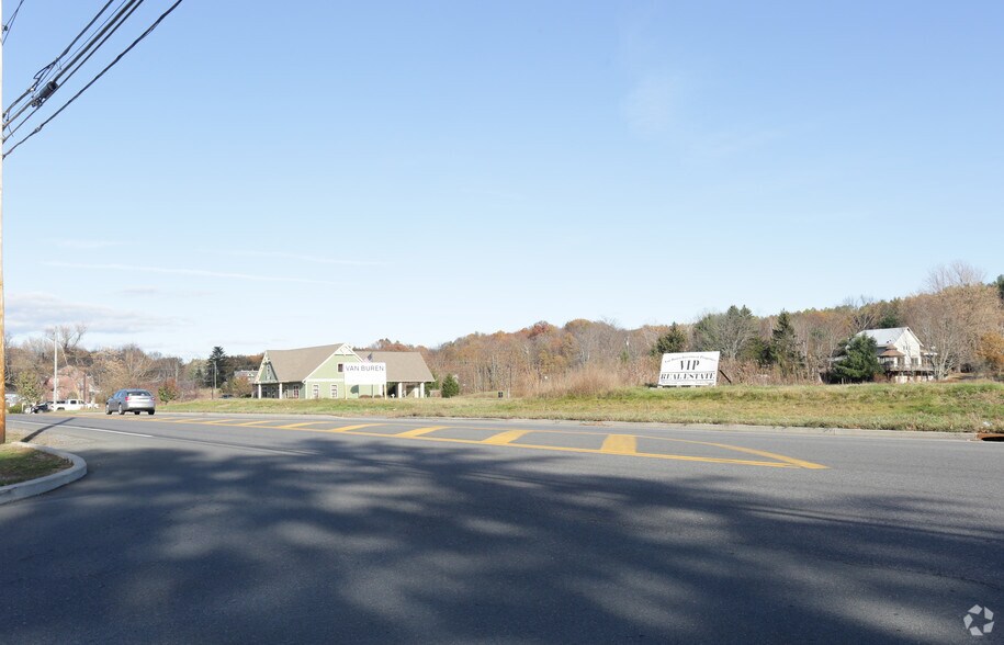 2563 New York 66, Chatham, NY à vendre - Photo principale – Image 1 sur 2