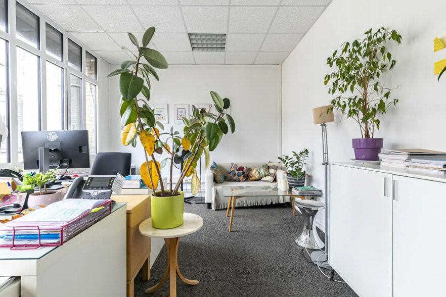 Bureau dans Paris à louer - Photo de l’immeuble – Image 3 sur 8