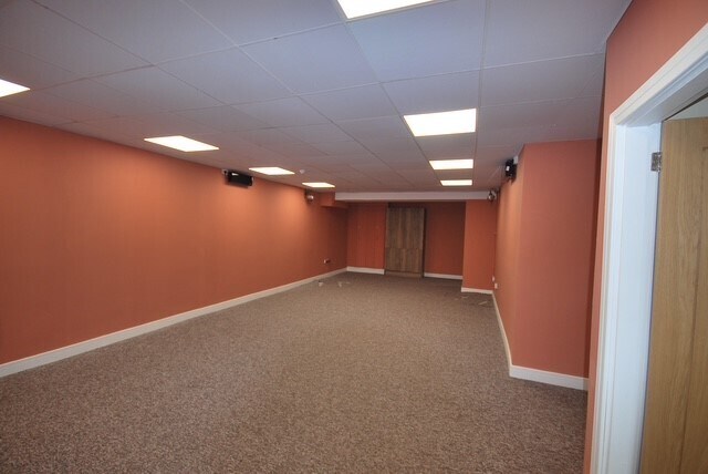 13B Durie St, Leven à vendre Photo intérieure– Image 1 sur 8