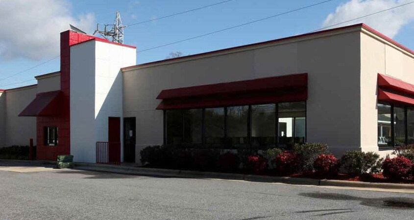 128 Greenville Blvd SW, Greenville, NC à louer - Photo de l’immeuble – Image 3 sur 6