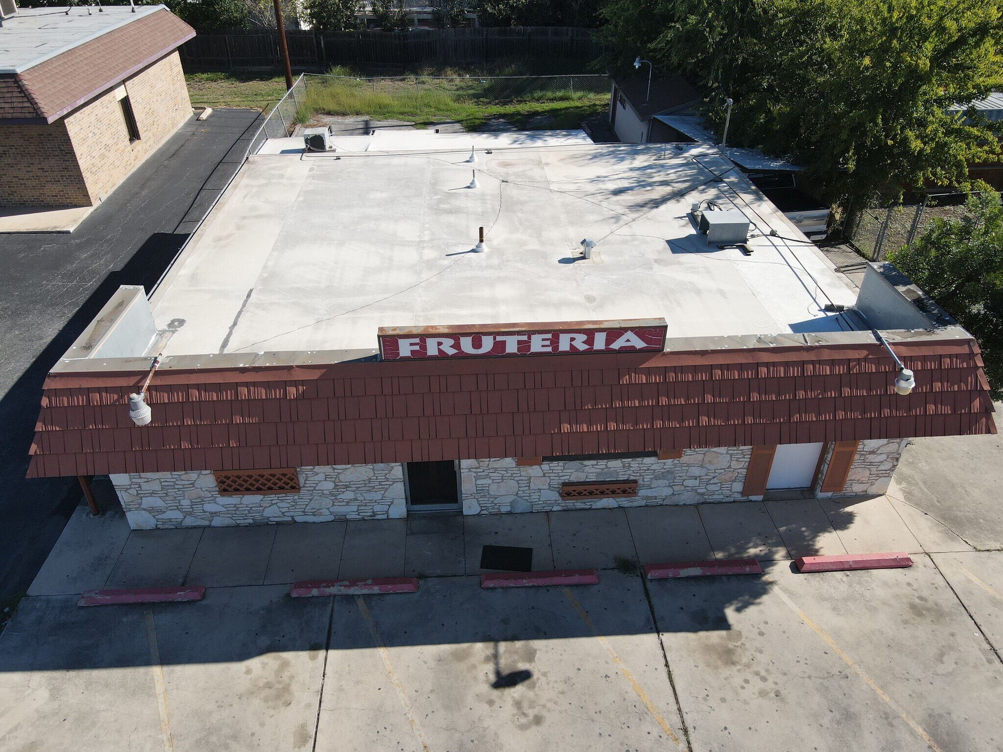 7113 Bandera Rd, San Antonio, TX à vendre Photo principale– Image 1 sur 15