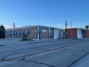 905 S A St, Oxnard, CA à louer Photo de l’immeuble– Image 2 sur 5