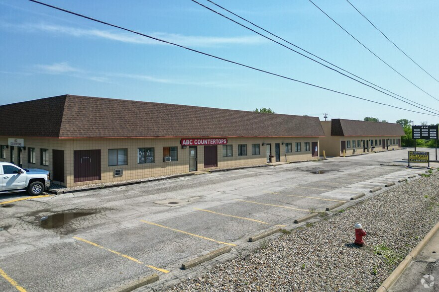444 W Laskey Rd, Toledo, OH à louer - Photo de l’immeuble – Image 2 sur 2