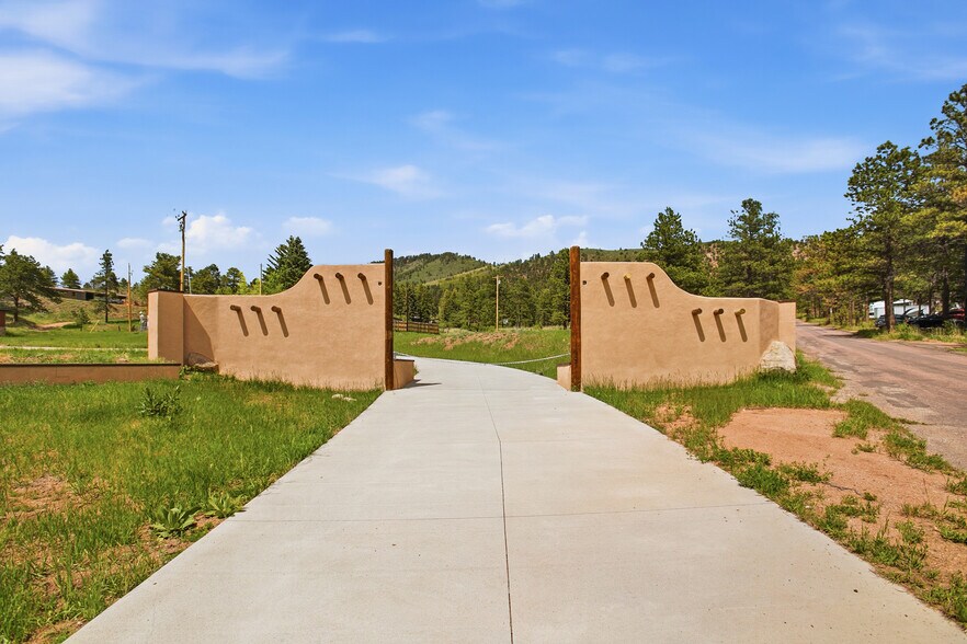 11155 3rd Ave, Woodland Park, CO à vendre - Photo de l’immeuble – Image 2 sur 9