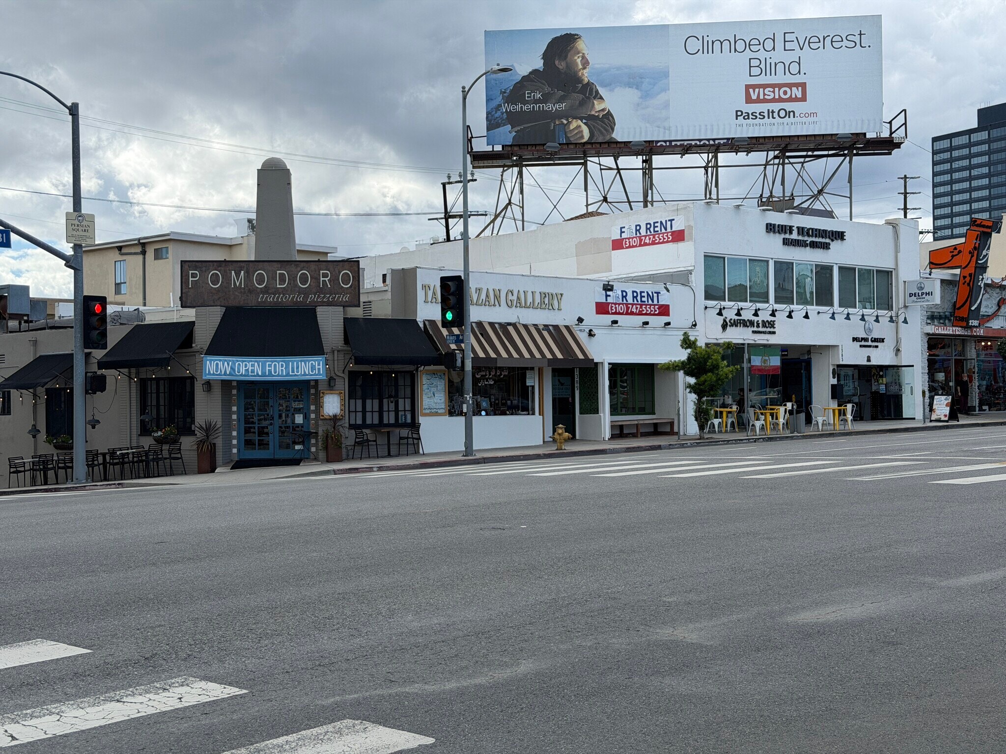 1389-1391 Westwood Blvd, Los Angeles, CA à louer Photo de l’immeuble– Image 1 sur 4
