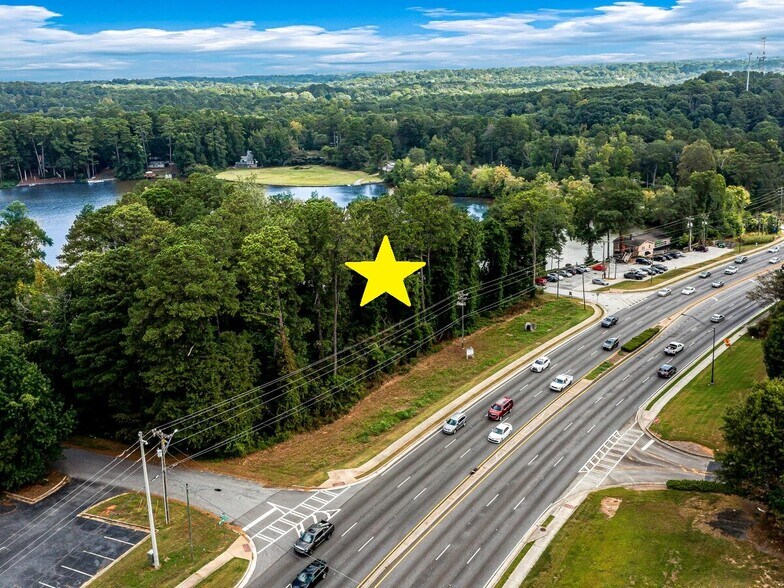 4615 Stone Mountain Hwy, Lilburn, GA à vendre - Photo de l’immeuble – Image 1 sur 7