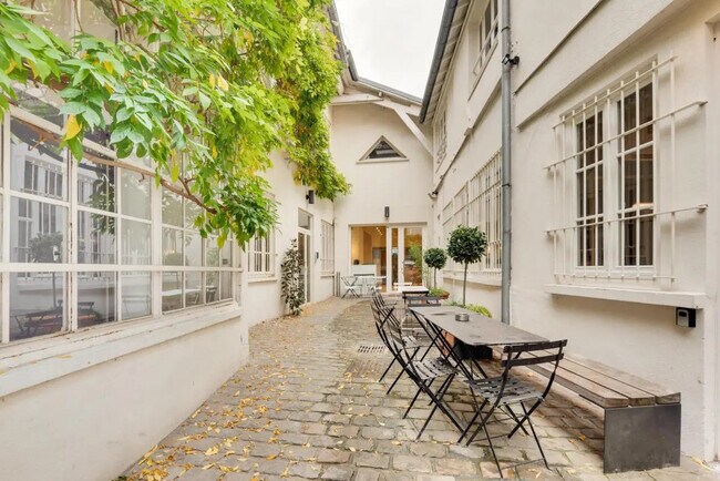 Plus de détails pour Bureau à vendre