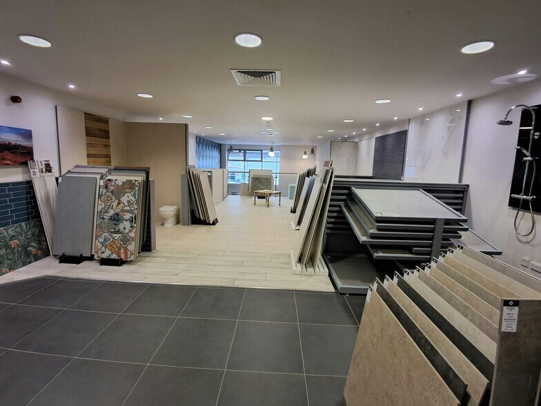 Deacon Way, Reading à louer - Photo de l’immeuble – Image 3 sur 5