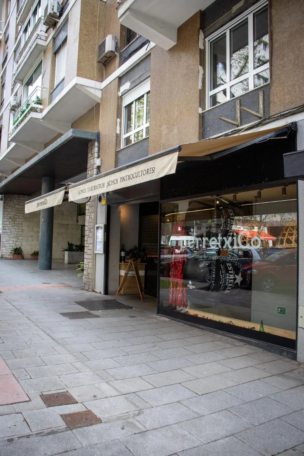 Local commercial dans Madrid, Madrid à louer Photo intérieure– Image 1 sur 4