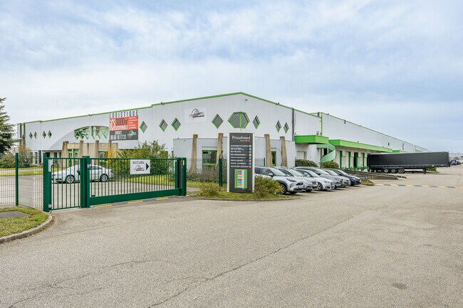 Plus de détails pour Industriel/Logistique à louer