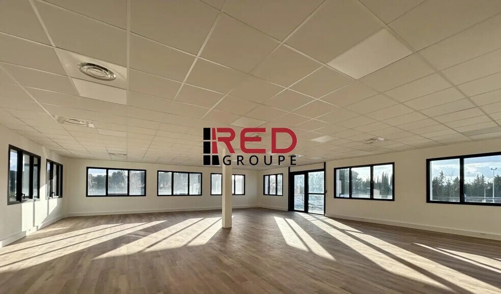 480 Route De Berre, Éguilles à vendre - Photo de l’immeuble – Image 1 sur 8