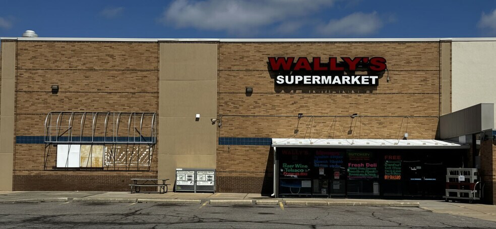 3198-3280 Gratiot Ave, Marysville, MI à louer - Photo de l’immeuble – Image 2 sur 8