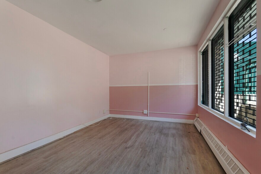 464 Bushwick Ave, Brooklyn, NY à louer - Photo de l’immeuble – Image 3 sur 10