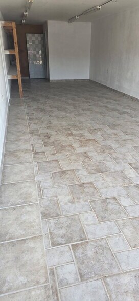 4140 Evans Ave, Fort Myers, FL à louer - Photo intérieure – Image 3 sur 3