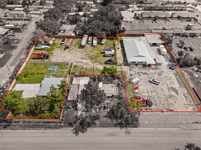 4349 Louis Ave, Holiday, FL à vendre - Photo de l’immeuble – Image 3 sur 47