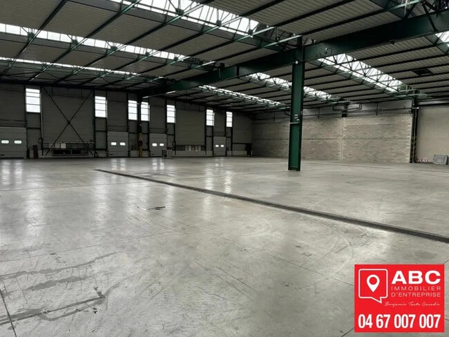 Plus de détails pour Bureau, Industriel/Logistique à louer