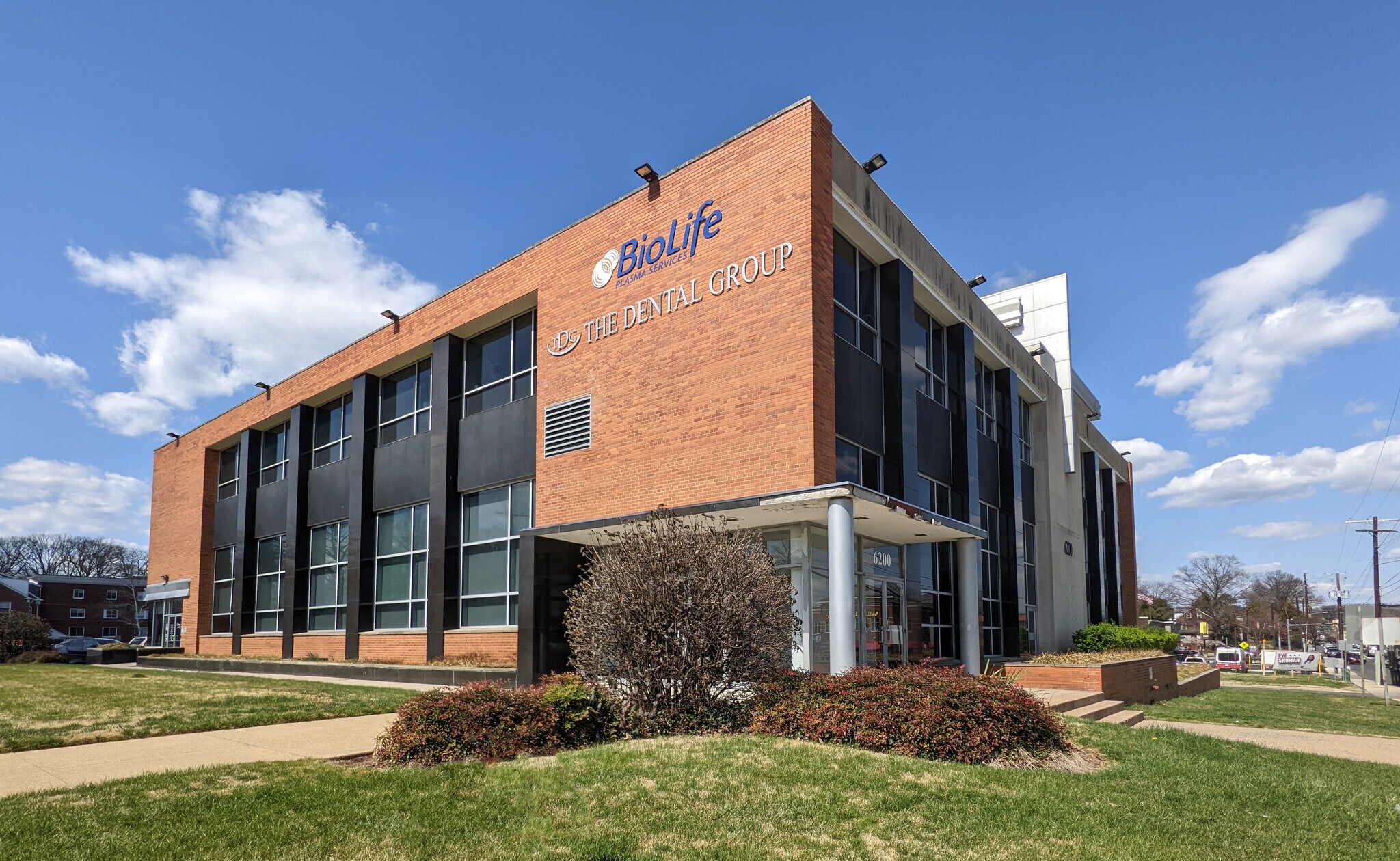 6200 Baltimore Ave, Riverdale, MD à louer Photo principale– Image 1 sur 6