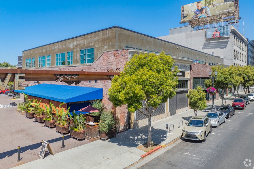 2335-2345 Broadway, Oakland, CA à louer - Photo principale – Image 1 sur 40