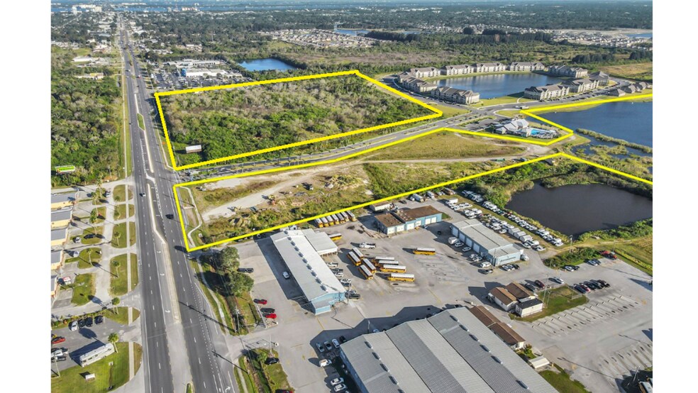 305 Laredo Dr, Cocoa, FL à vendre - Photo de l’immeuble – Image 1 sur 8