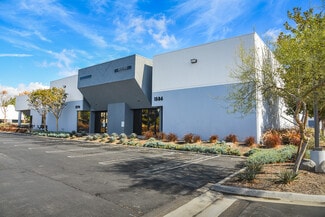Plus de détails pour 1586-1590 Sunland Ln, Costa Mesa, CA - Industriel/Logistique à louer