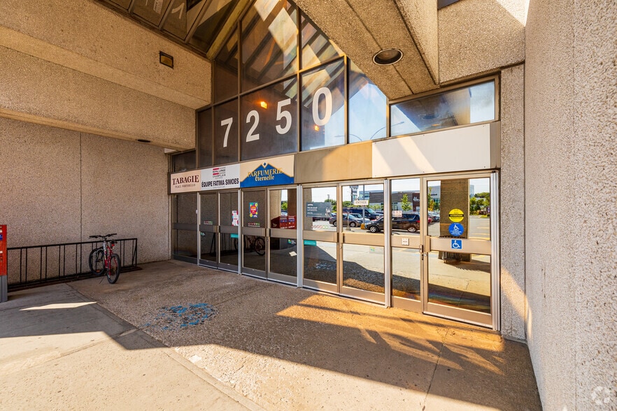 7200-7250 Boul Taschereau, Brossard, QC à louer - Photo de l’immeuble – Image 3 sur 15